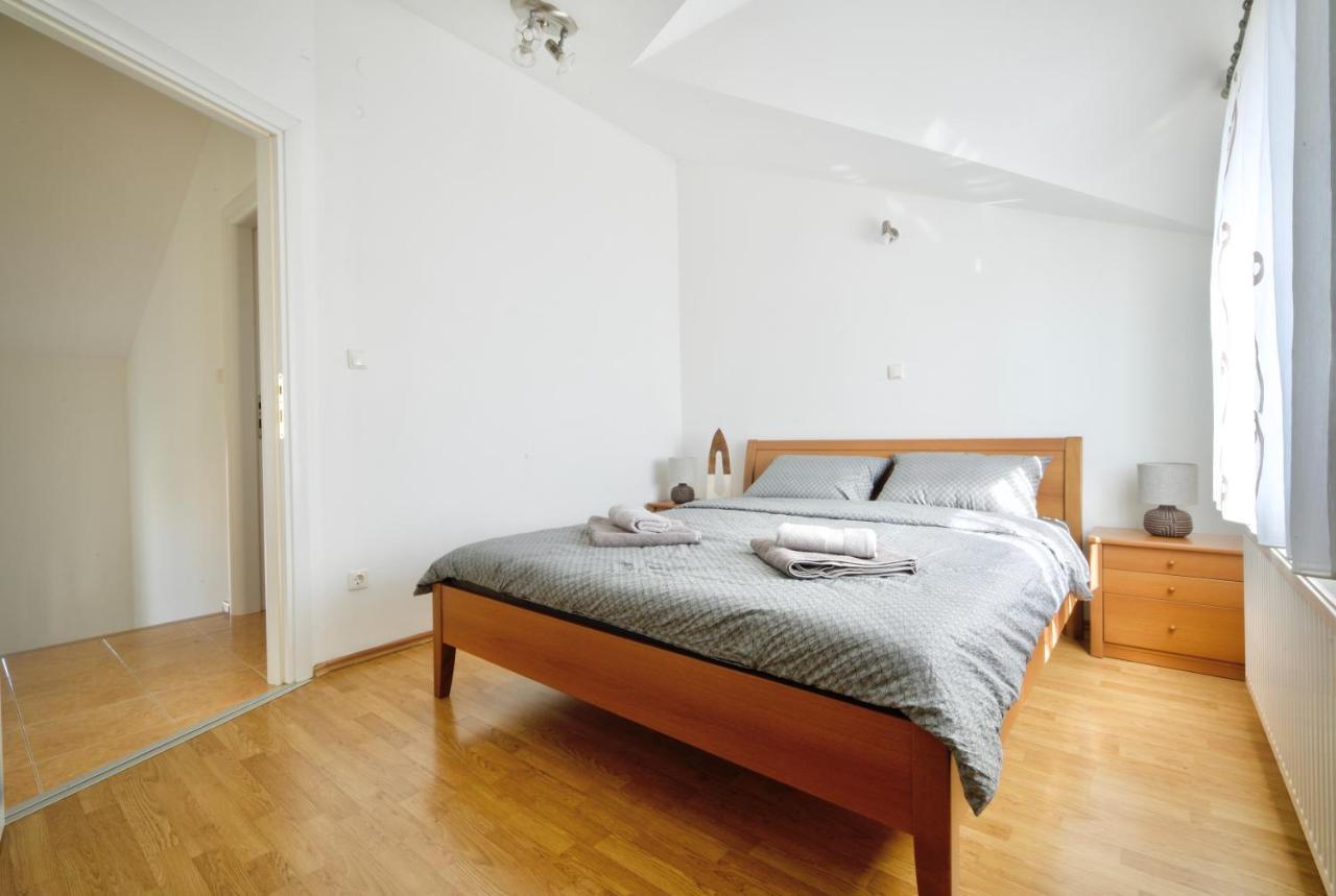 Villa Relax House Nizic Drazice Exterior foto